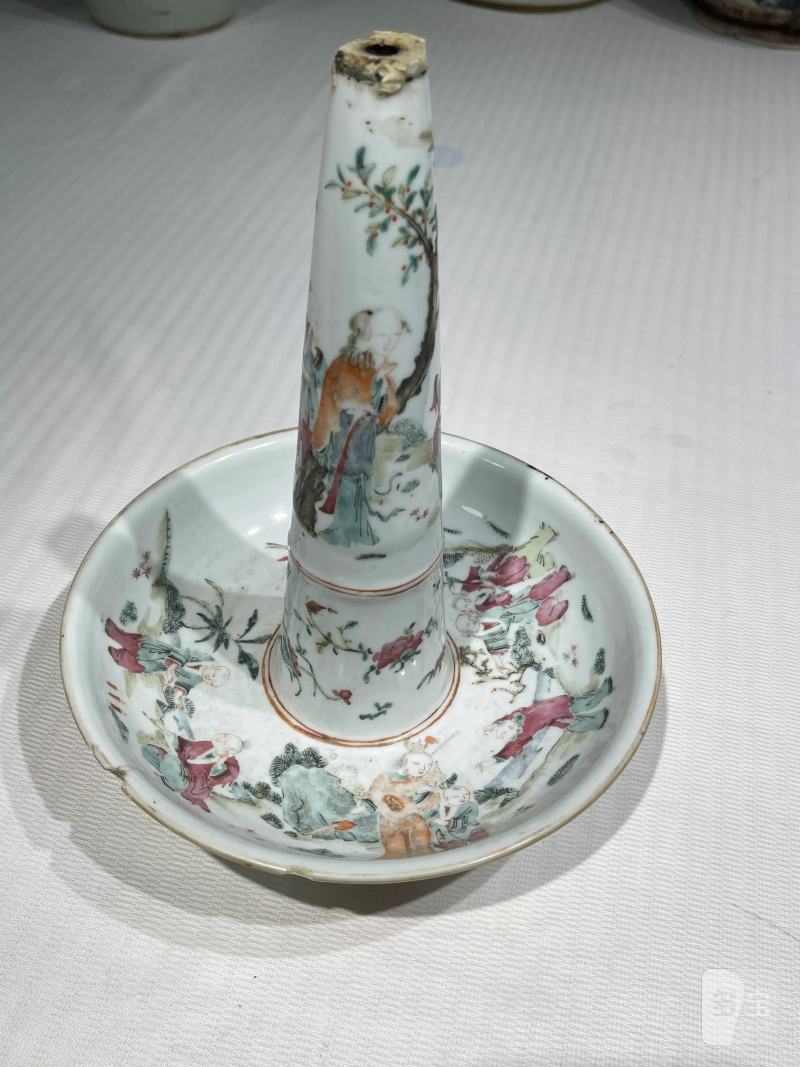 清代 粉彩人物纹瓷器一组十四件 - 图47